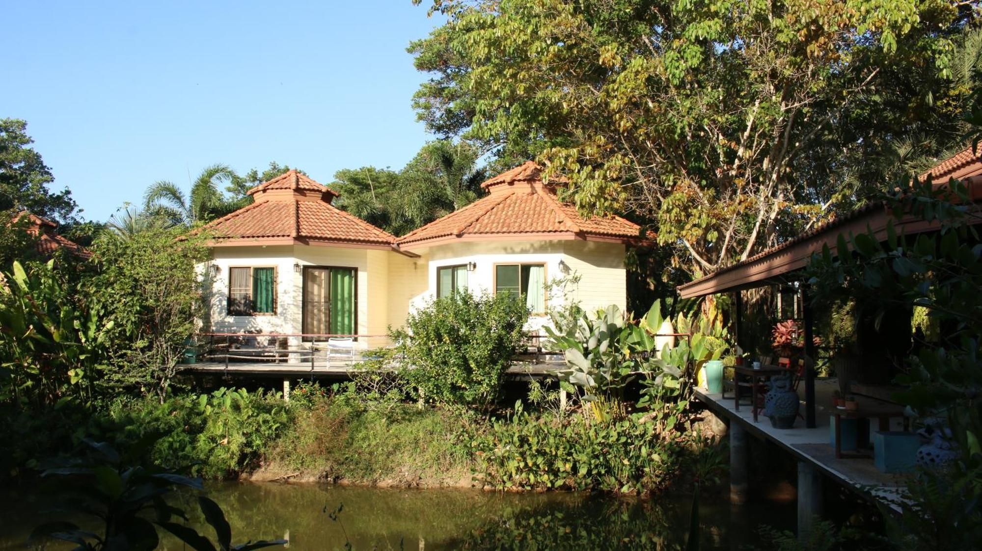 Navari Homestay ラヨーン エクステリア 写真