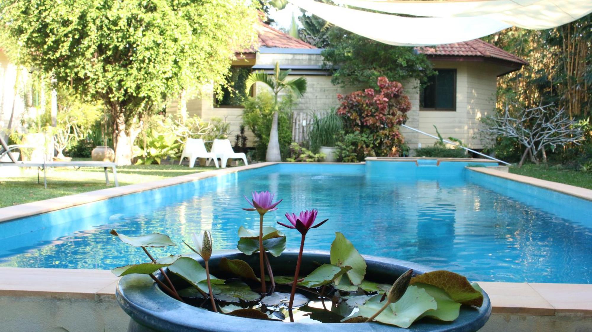 Navari Homestay ラヨーン エクステリア 写真