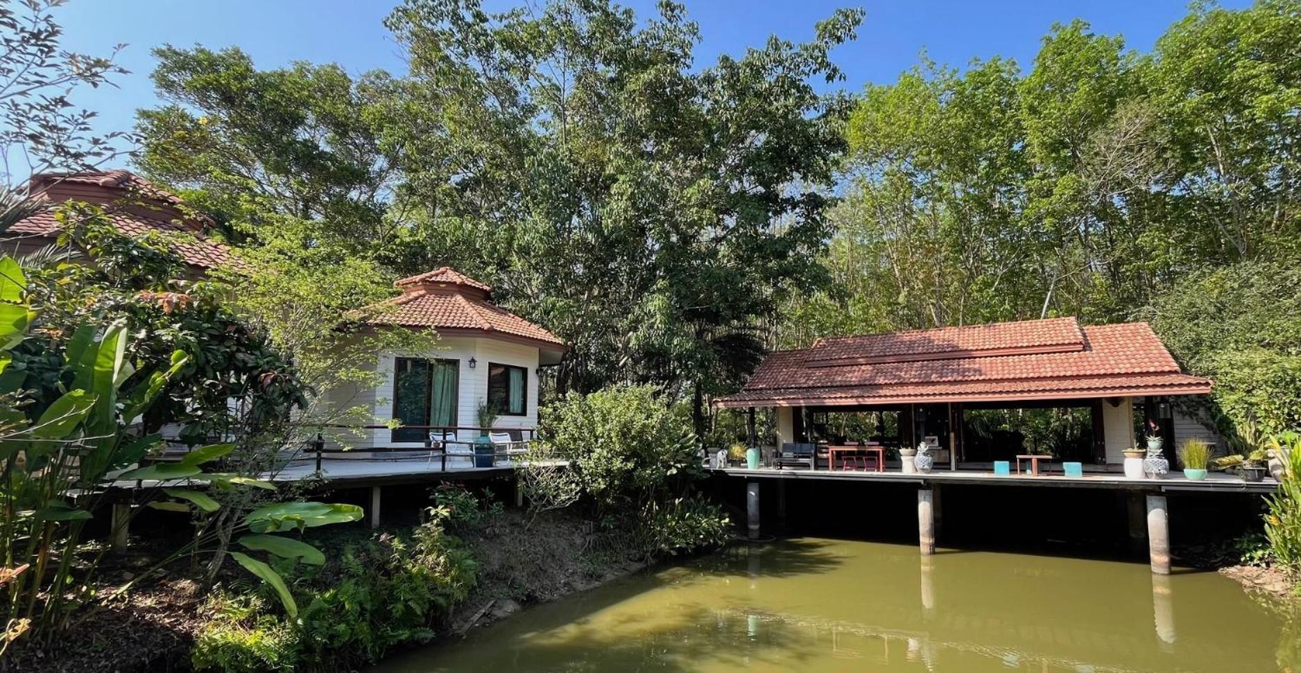 Navari Homestay ラヨーン エクステリア 写真