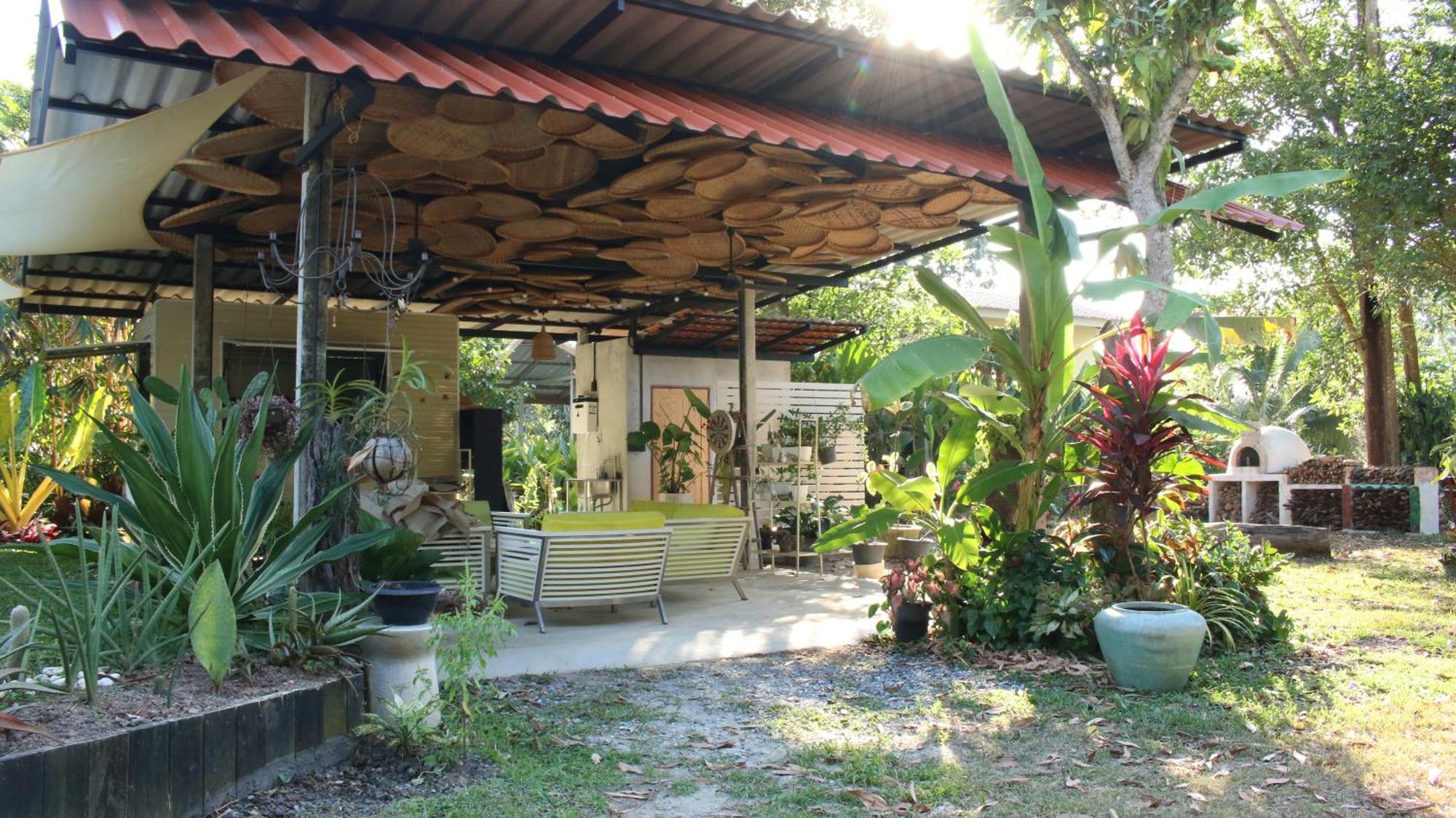 Navari Homestay ラヨーン エクステリア 写真