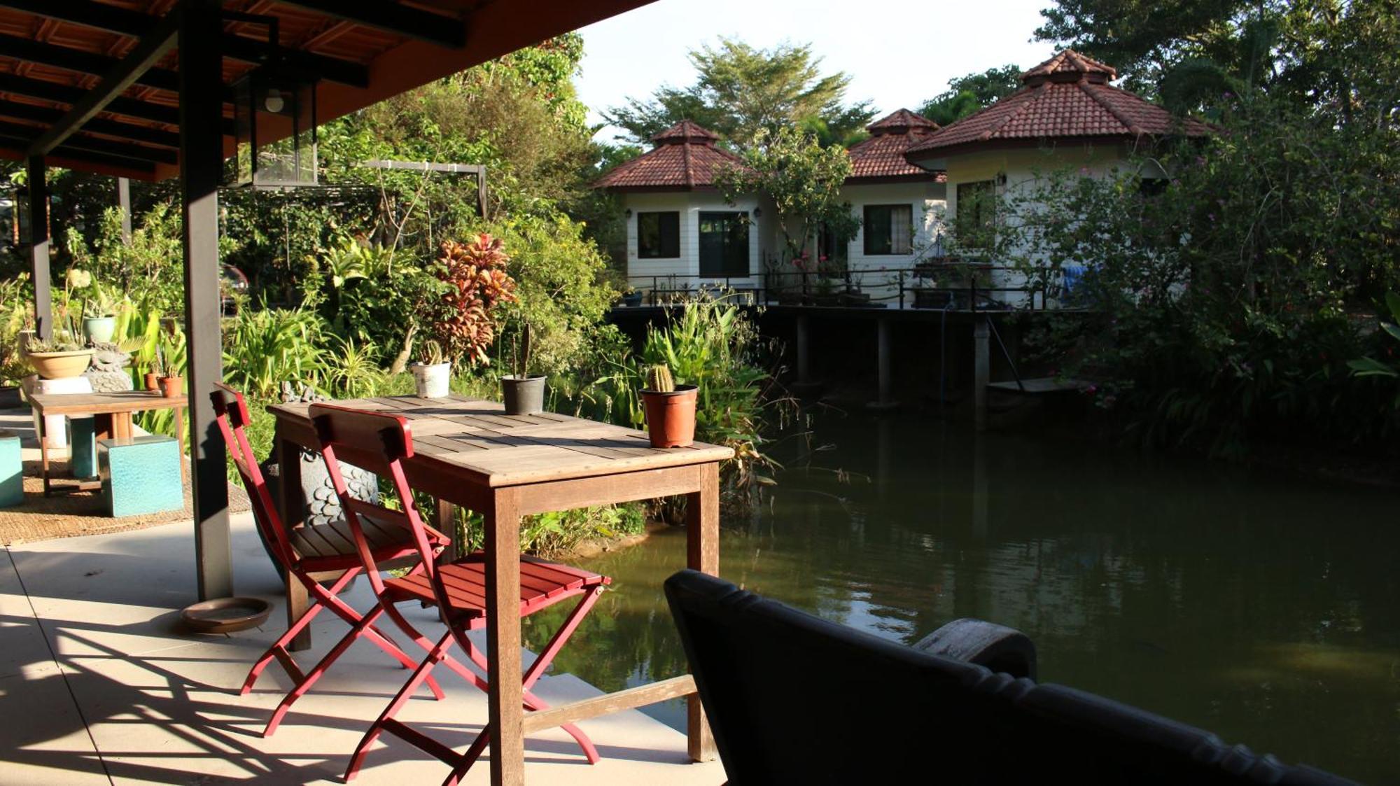 Navari Homestay ラヨーン エクステリア 写真